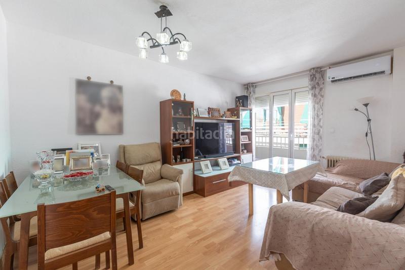 Foto 797294b8-e4fa-4d15-b58c-2a394024c615. Piso en calle manuel de falla 7 piso en venta en calle manuel de falla, figares, en Granada