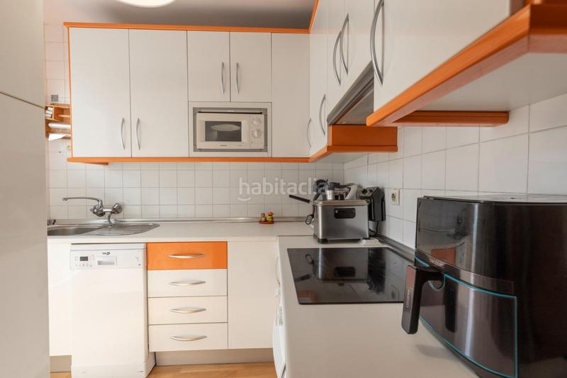 Foto 86991780-c1f3-4fb6-a42a-76fe80f92ada. Piso en calle manuel de falla 7 piso en venta en calle manuel de falla, figares, en Granada