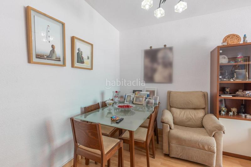 Foto a840a238-a13b-406e-b938-a1ca252826c0. Piso en calle manuel de falla 7 piso en venta en calle manuel de falla, figares, en Granada