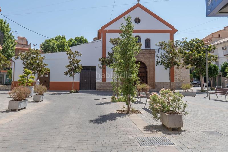 Foto 2bfbdf79-886a-497c-ad64-40699e18f9fd. Piso en calle del rosario en venta piso en el centro haciendo esquina en Cúllar Vega