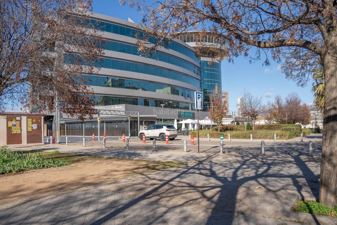 Piso premium con piscina y garaje en Zona Forum junto a la Ciuda Granada