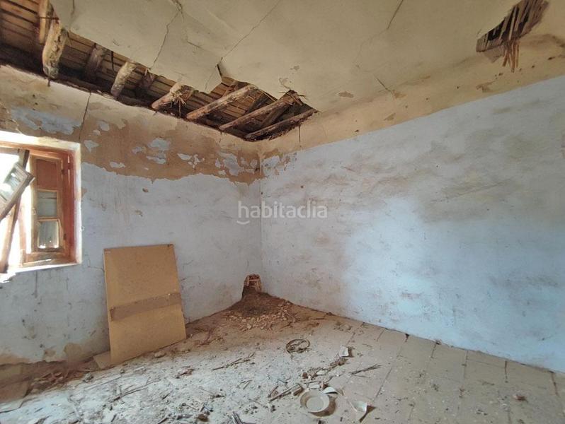 Foto 3146f054-2cbb-4407-a8d3-3c5f5378e4df. Masía en polígono 7 paraje 143 huerta vieja 408 venta de cortijo en cogollos vega en Cogollos de la Vega