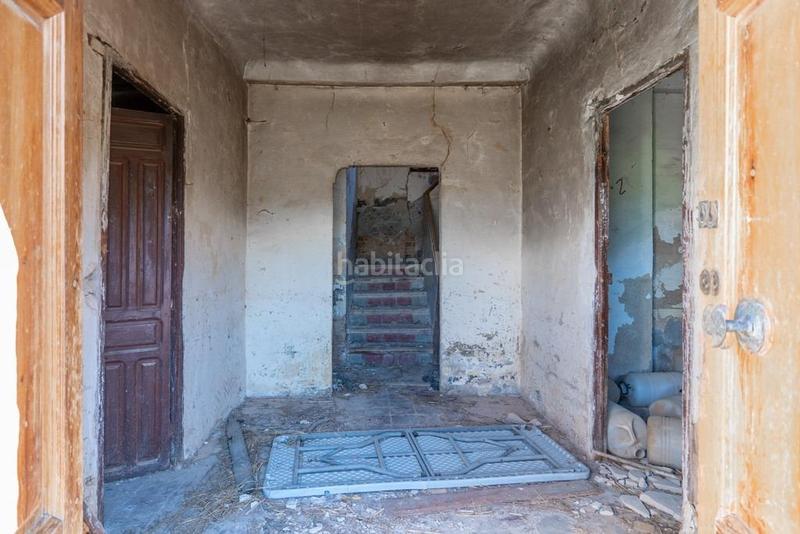 Foto b674afdd-40ab-4bcd-9c7b-e810db7c08eb. Masía en polígono 7 paraje 143 huerta vieja 408 venta de cortijo en cogollos vega en Cogollos de la Vega
