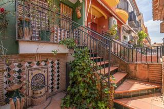 Maison jumelée  Calle miguel rios 32. Preciosa casa adosada de 3 dormitorios, con garaje doble de 53 m