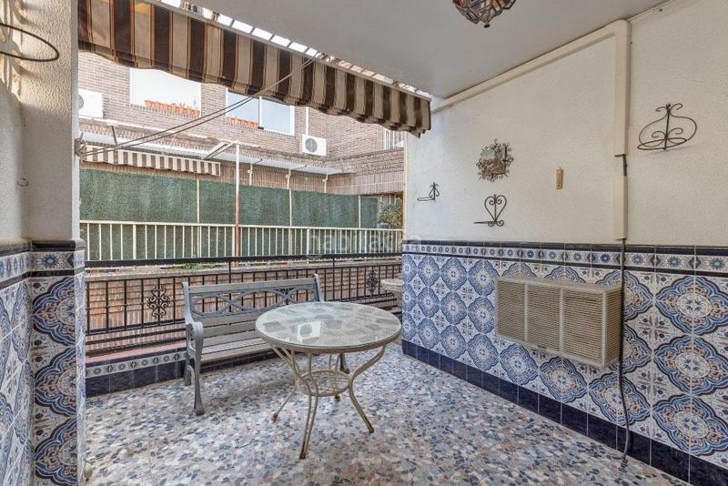 Foto aed1b0d8-ed33-47d5-bfda-c94721b6d144. Àtic a calle águila 26 a Centro - Sagrario Granada