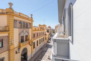 Appartement  Santa barbara 14. Piso en granada  céntrico