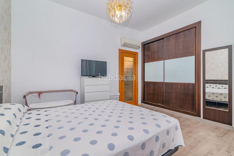 Foto 35dd4b5a-3e29-4343-b826-9f42cddd198f. Casa adossada a plaza de federico mayo 3 a Barrio de Zaidín Granada