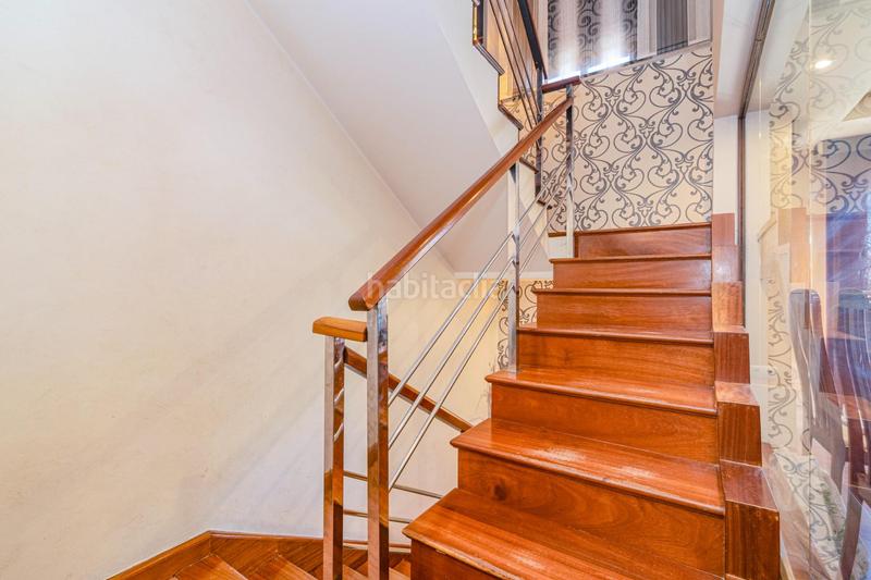 Foto b0ad12b9-58b9-4a88-b7a9-a9ddbdc78495. Casa adossada a plaza de federico mayo 3 a Barrio de Zaidín Granada