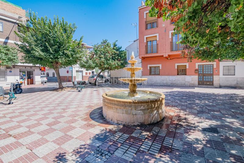 Foto deb4ad6a-cdda-4191-8ffc-394295d7da72. Casa adossada a plaza de federico mayo 3 a Barrio de Zaidín Granada