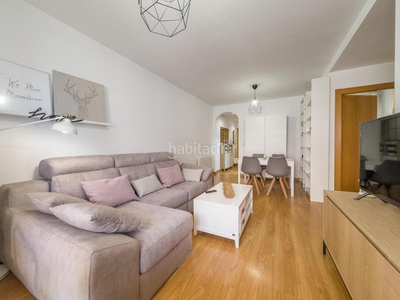 Foto 40e15275-94f8-4c19-b005-8feb4ec76458. Flat in calle san ramon 110 in Casco Histórico Churriana de la Vega