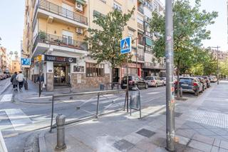 Piso en Calle obispo hurtado 13. Pisazo en venta en calle obispo hurtado