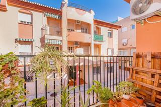 Piso en Calle rafael alberti 7. Gran piso para entrar a vivir