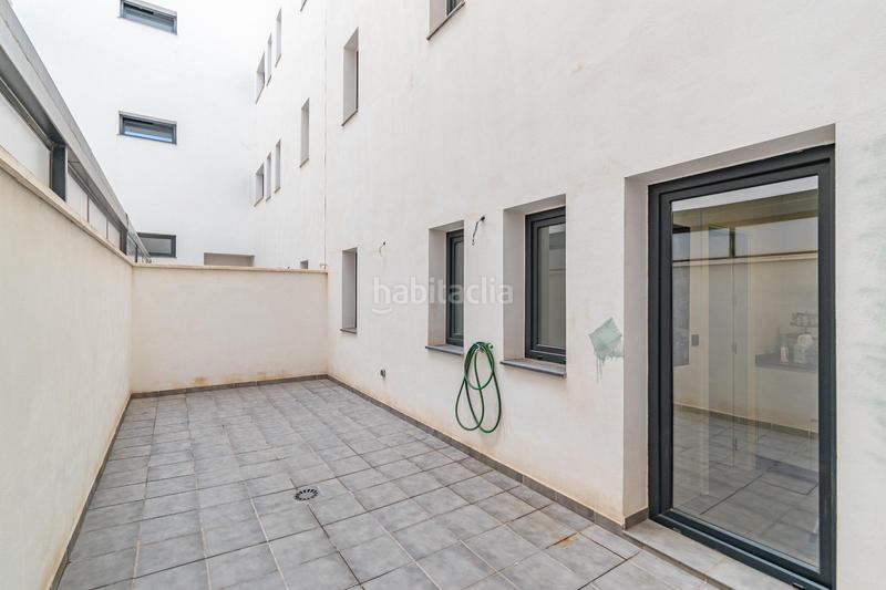 Foto e59d6e7b-15a8-43d2-ac63-a7a85b311379. Pis a calle darwin 20 a San Miguel Armilla