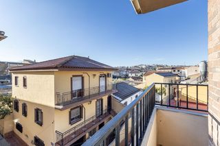 Pis en Horno 8. Te presento un piso muy c�ntrico en og�jares de tres habitacione