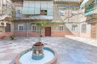 Pis en Calle cristo de la yedra 5. Oportunidad!! piso en venta en zona de ancha de capuchinos