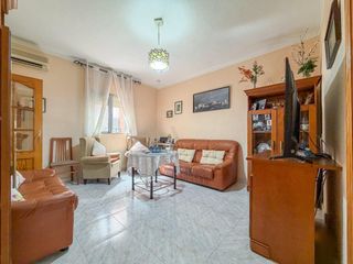 Pis en Calle cordoba 4. Piso de 2 dorm. reformado para entrar a vivir.