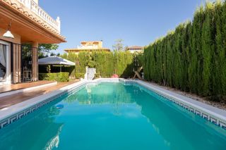 Casa aparellada a OROPENDOLA (VENT) 8