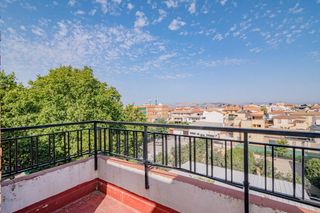 Àtic a Cerrillo de Maracena - Periodistas