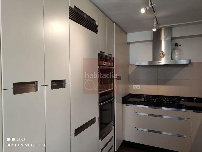 Foto c61b9515-cce4-4aba-86e0-dd9c08baabc2. Casa amb calefacció a Barrio de Albaicín Granada