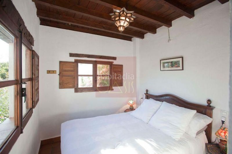 Foto ef4eefc7-7ad3-4910-aedf-c002d147d9b4. Casa amb calefacció a Barrio de Albaicín Granada