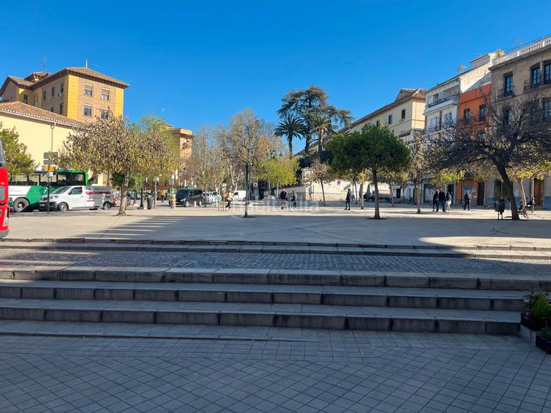 Foto 631a44ab-4a48-4109-a554-4818b5c609f1. Local comercial en plaza del triunfo 13 en Centro - Sagrario Granada