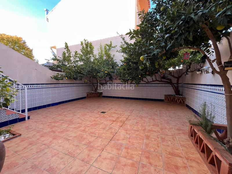 Foto c6530dc8-f2d3-4653-ad8e-cfb35aaffd70. Casa adosada en Ambroz Vegas del Genil