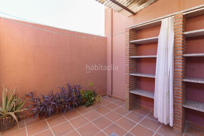 Foto 1272eefa-447e-4a94-8d4c-d8c15366208d. Casa aparellada amb calefacció aparcament a Ogíjares
