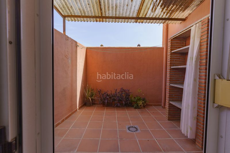 Foto 248650d8-ab69-4a90-9f94-166deb09deb2. Casa aparellada amb calefacció aparcament a Ogíjares