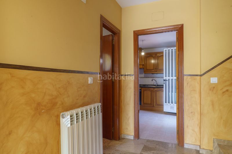 Foto cf123c9c-d7fa-4f7a-995c-503b21f224b3. Casa aparellada amb calefacció aparcament a Ogíjares
