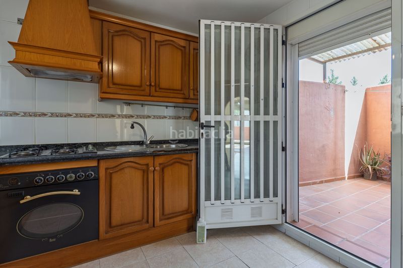 Foto d3822f5b-251b-4dcb-acce-77edff4407d2. Casa aparellada amb calefacció aparcament a Ogíjares