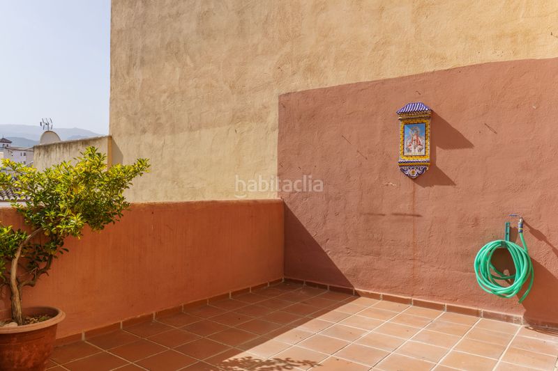 Foto f07412d0-f0d8-4985-8081-db5ac8c4115e. Casa aparellada amb calefacció aparcament a Ogíjares