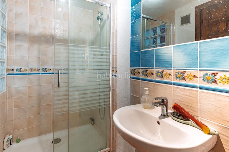Foto c88163d8-752c-4dce-8c32-4c16bf5f555b. Duplex avec chauffage dans Centro Salobreña