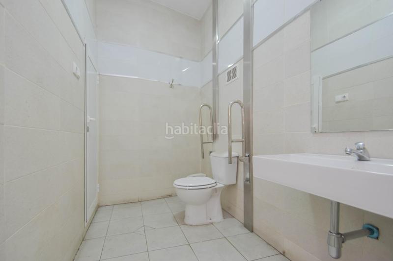 Foto 5ca754c4-1338-4d13-ad04-fa4ddd40dc84. Rent business premise in Camino de Ronda Granada