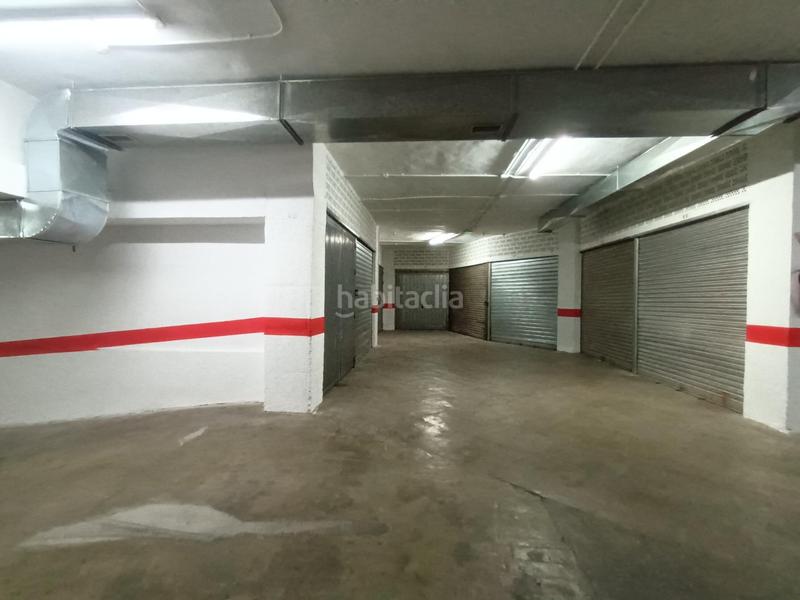 Foto be3d3382-a0f9-4b78-beb0-8ae278626890. Car parking in calle albuñol 3 in Barrio de Zaidín Granada