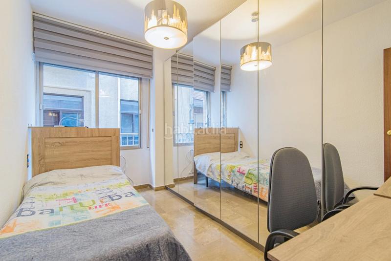 Foto f45d83c5-49ec-4ee9-adf3-8d996c45c443. Appartamento in calle san juan de dios in Centro - Sagrario Granada