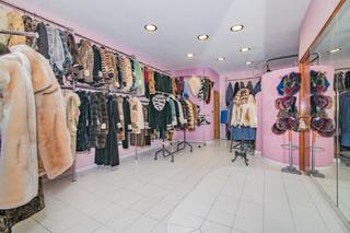 Local commercial à Calle POETA MANUEL GONGORA