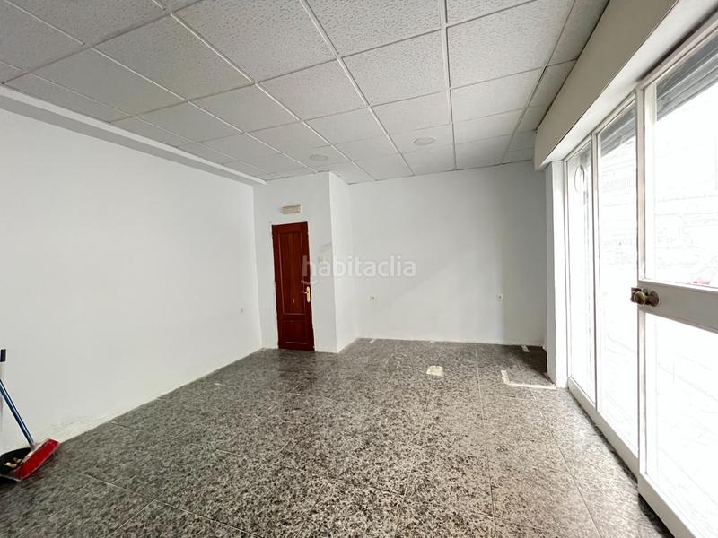 Foto 55217cf1-126d-4fd2-a9ad-10d01e0b18e6. Rent business premise in calle concha espina 33 in Granada