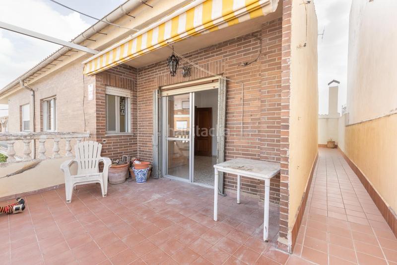 Foto 8e8538e7-8043-49af-a06b-06e113fdf6d7. Semi detached house with parking in San Miguel Armilla