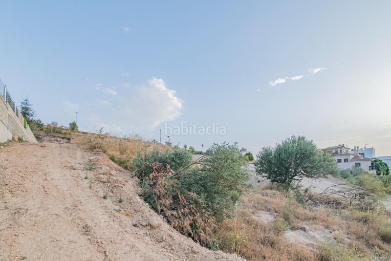 Foto 10fb6ffd-5f36-457d-bfe8-e2327eec5b74. Terreno residencial en La Zubia Ciudad Zubia (La)