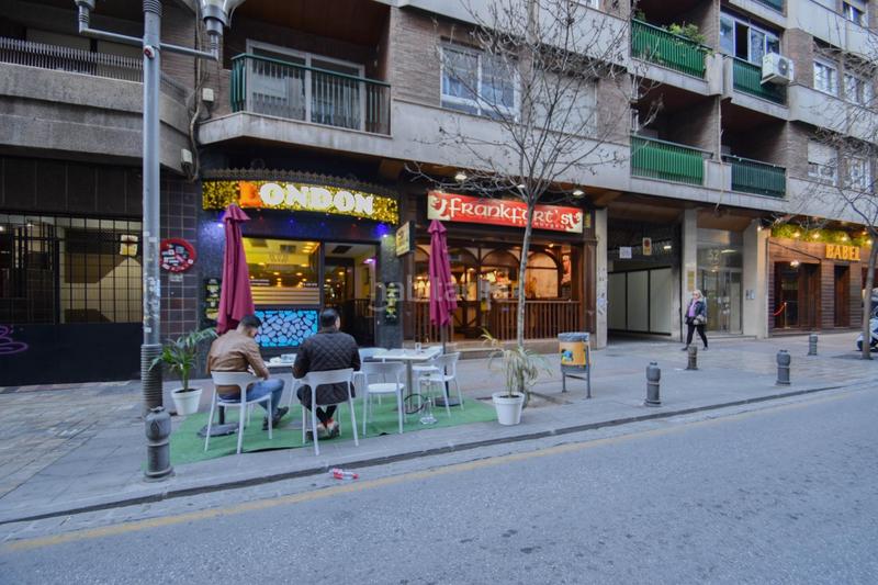 Foto c5d2a142-799a-495e-adf2-4754307bccd6. Lloguer local comercial a Camino de Ronda Granada