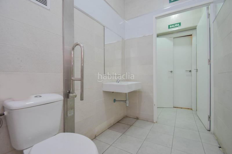Foto bc64b631-7849-43fc-8635-8d404627d51d. Rent business premise in Camino de Ronda Granada