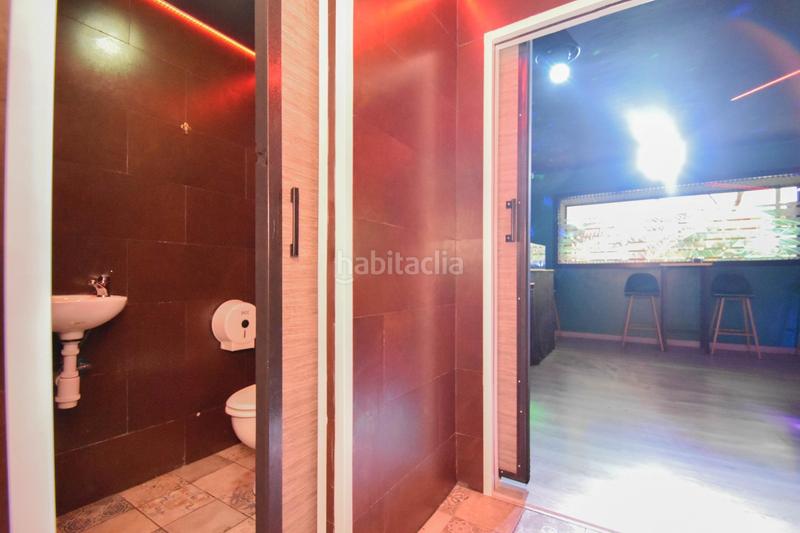 Foto 8ca0ef99-349f-4d10-9c37-f7137526c956. Location local commercial dans calle socrates 22 dans Granada