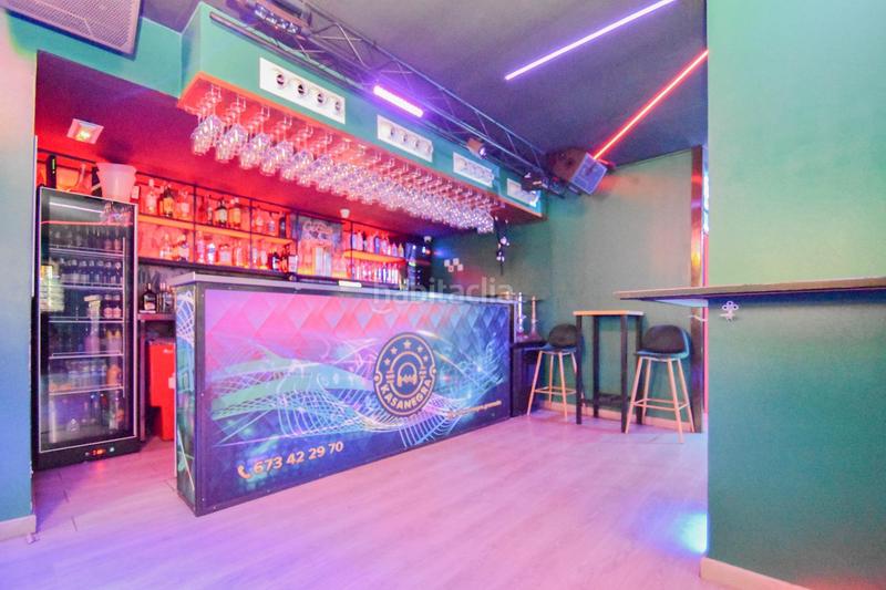 Foto b4317142-7709-4908-ab30-e227aee8b2d1. Location local commercial dans calle socrates 22 dans Granada