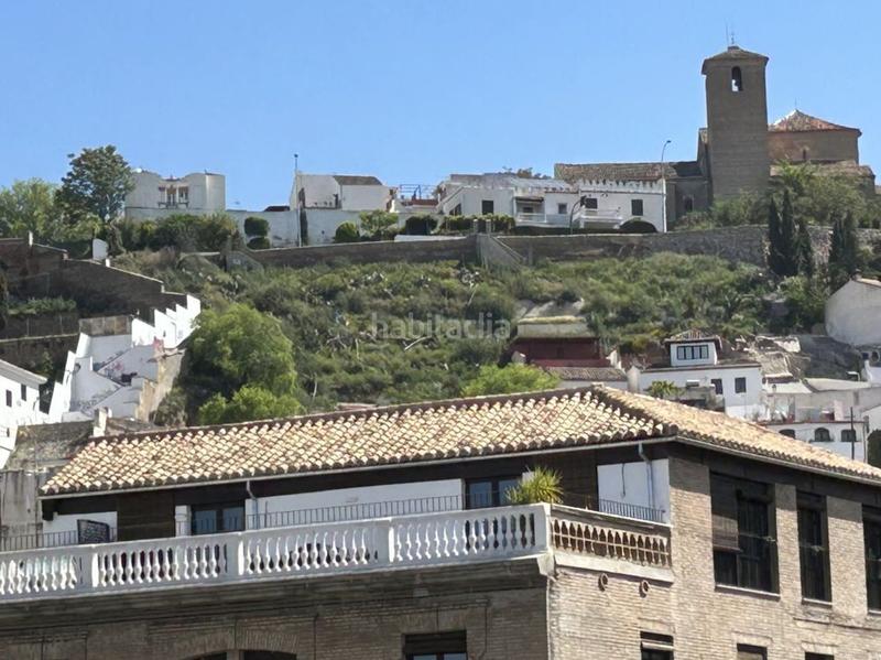 Foto 42562fb9-8ed4-4214-9da5-8582f08fbf61. Chalet en calle gran vía de colón en Centro - Sagrario Granada