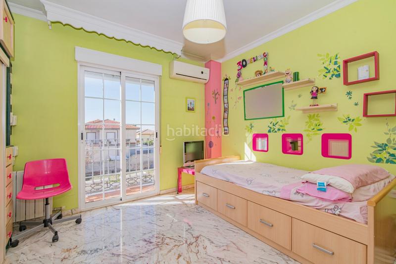 Foto 10bc045d-f7fc-41a1-8ca5-1e26beeb8481. Chalet with heating parking pool in Maracena