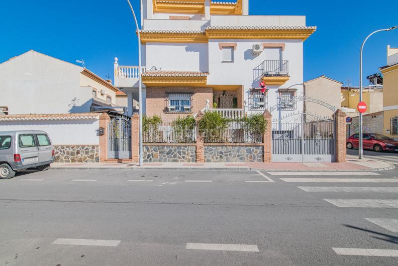 Foto 21f35953-bfee-4760-81ac-805f3dcf55e3. Chalet with heating parking pool in Maracena