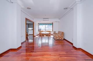 Location Appartement à Tejeiro 21. Estudiantes !!!  vuestro piso se encuentra en la ciudad  piso pr