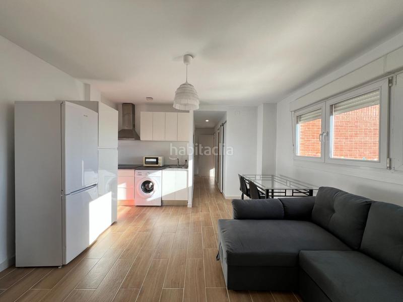 Foto 81bac6ce-ed92-4a9a-8758-1f6516c07cc6. Rent flat with heating in Camino de Ronda Granada