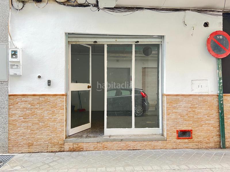Foto 526aad8b-3a01-4f4f-b5e0-d716b6cf61ff. Location local commercial dans calle concha espina 33 dans Granada