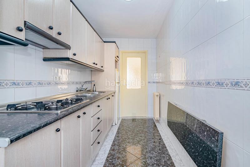 Foto b87ce192-df92-429a-a19c-3d4d5b692cbd. Flat with heating in parque nueva Granada Granada